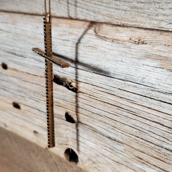 AAA Black Zircon & Gold Cross Necklace.   3" Across - Picture 10 of 11